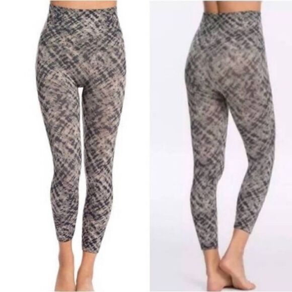 Spanx Look At Me Now Grey Tie Dye Leggings M - Picture 1 of 4